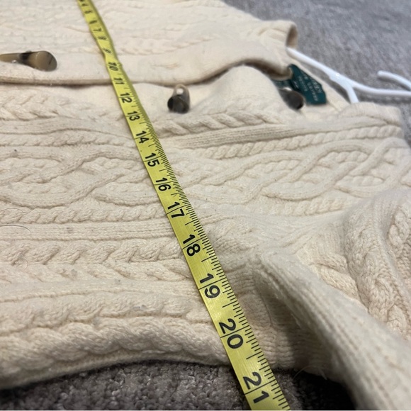 Vintage Lauren Ralph Lauren Merino Wool Sweater with Horn Buttons - Picture 9 of 11